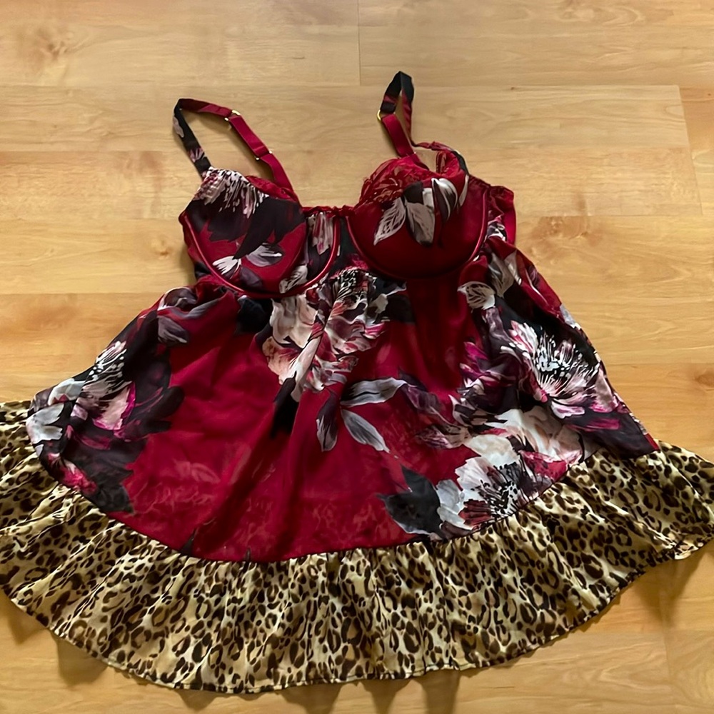 Cacique 40DDD Sheer Babydoll Teddy Red / Burgundy Floral with Cheetah / Leopard